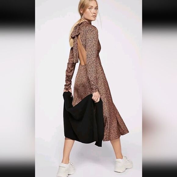 FREE PEOPLE LEOPARD LOVELESS SILKY OPEN BACK LONG SLEEVE MIDI DRESS 2 - Picture 11 of 12
